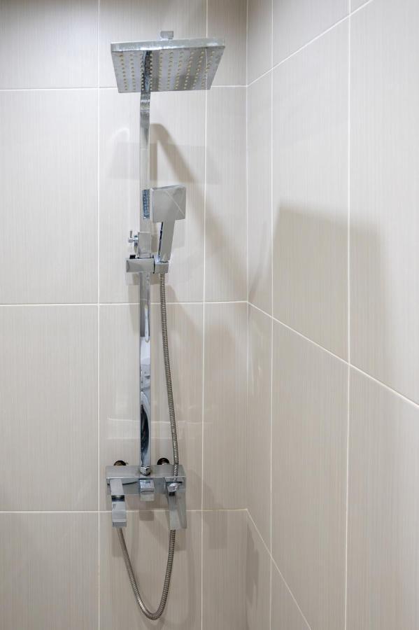 Spacious 1Bdr Apartment Near City Center София Екстериор снимка