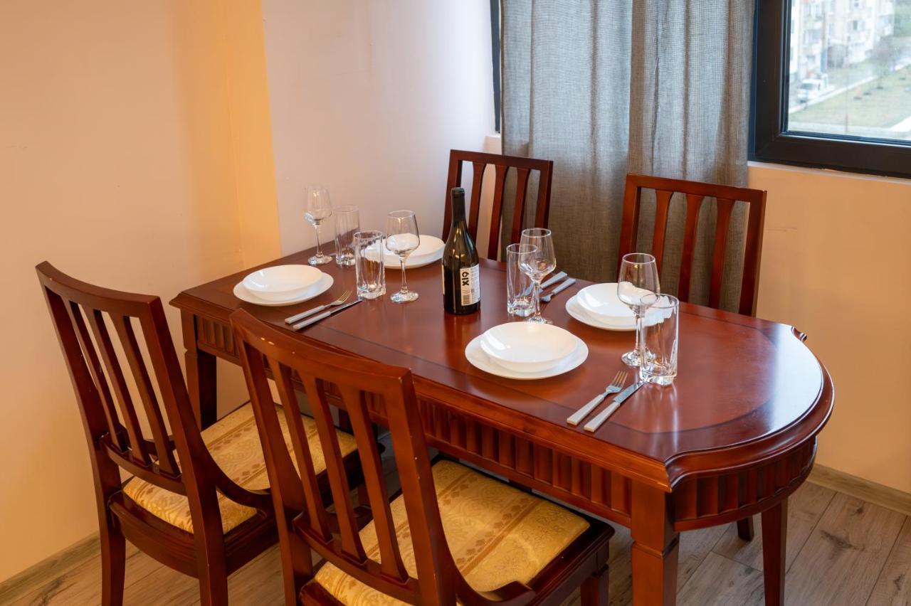 Spacious 1Bdr Apartment Near City Center София Екстериор снимка